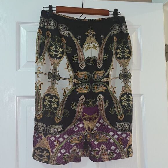 ✨Vince Camuto Paisley Print Pencil skirt - Picture 3 of 6